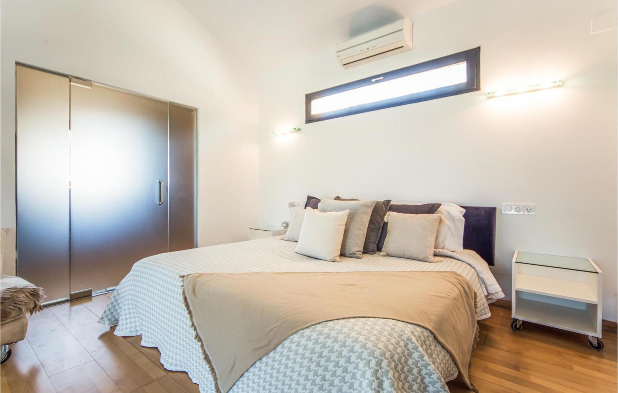 Amazing Home In Ador With Kitchenette Esterno foto